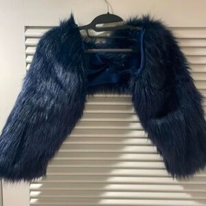 DollsKill 💙 Tic Toc Brand Navy Blue Faux Fur Bolero / Shrug